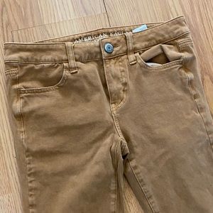 AE Khaki Jeggings